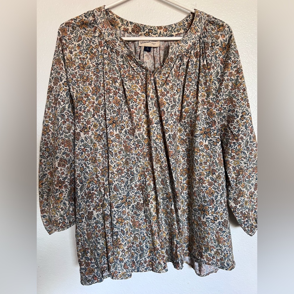 Universal Thread Multicolor Floral Blouse